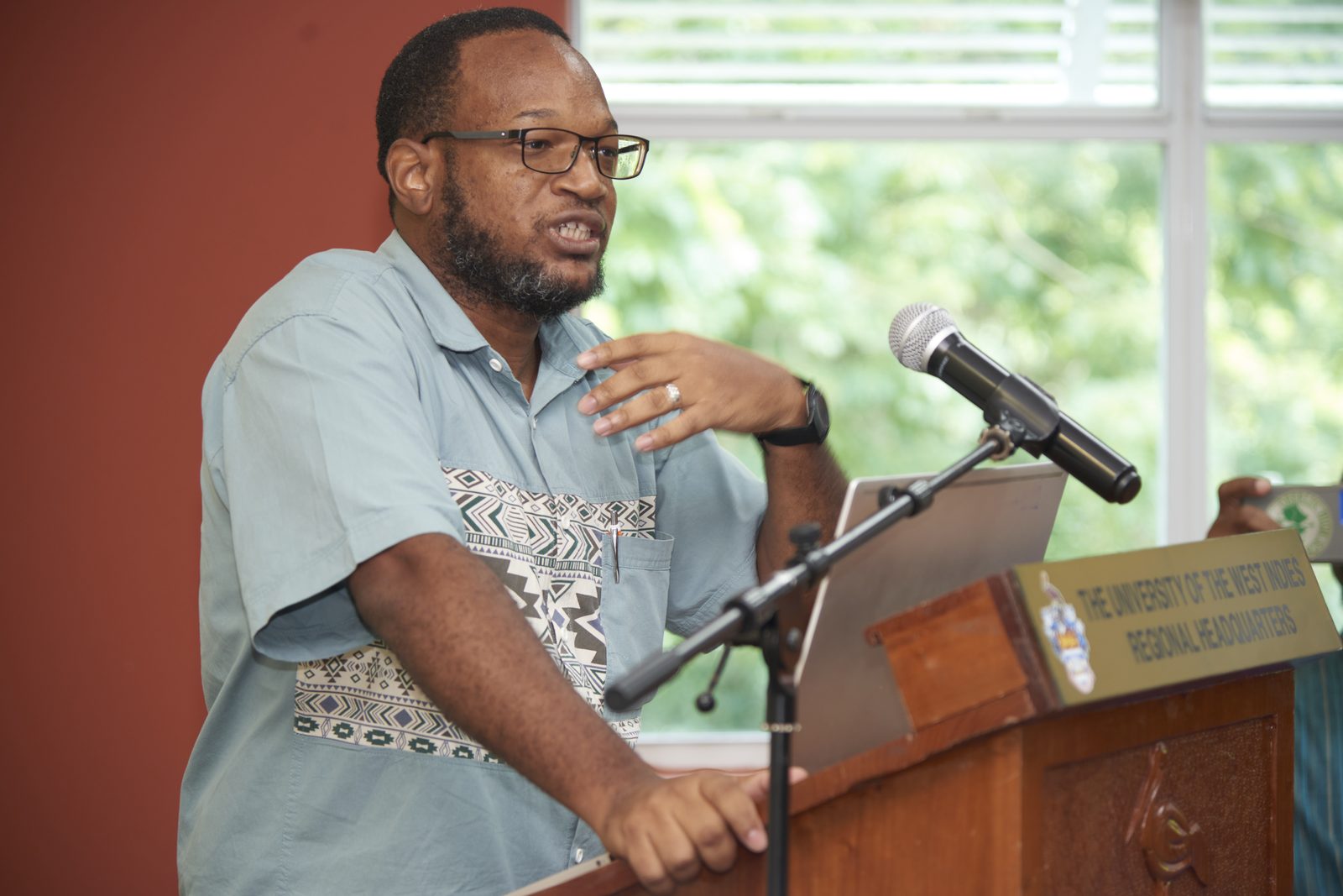 Dr Alpha Obika
